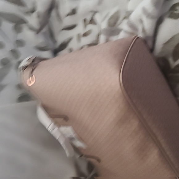 Micheal Kors large shoulder bag - Picture 4 of 5